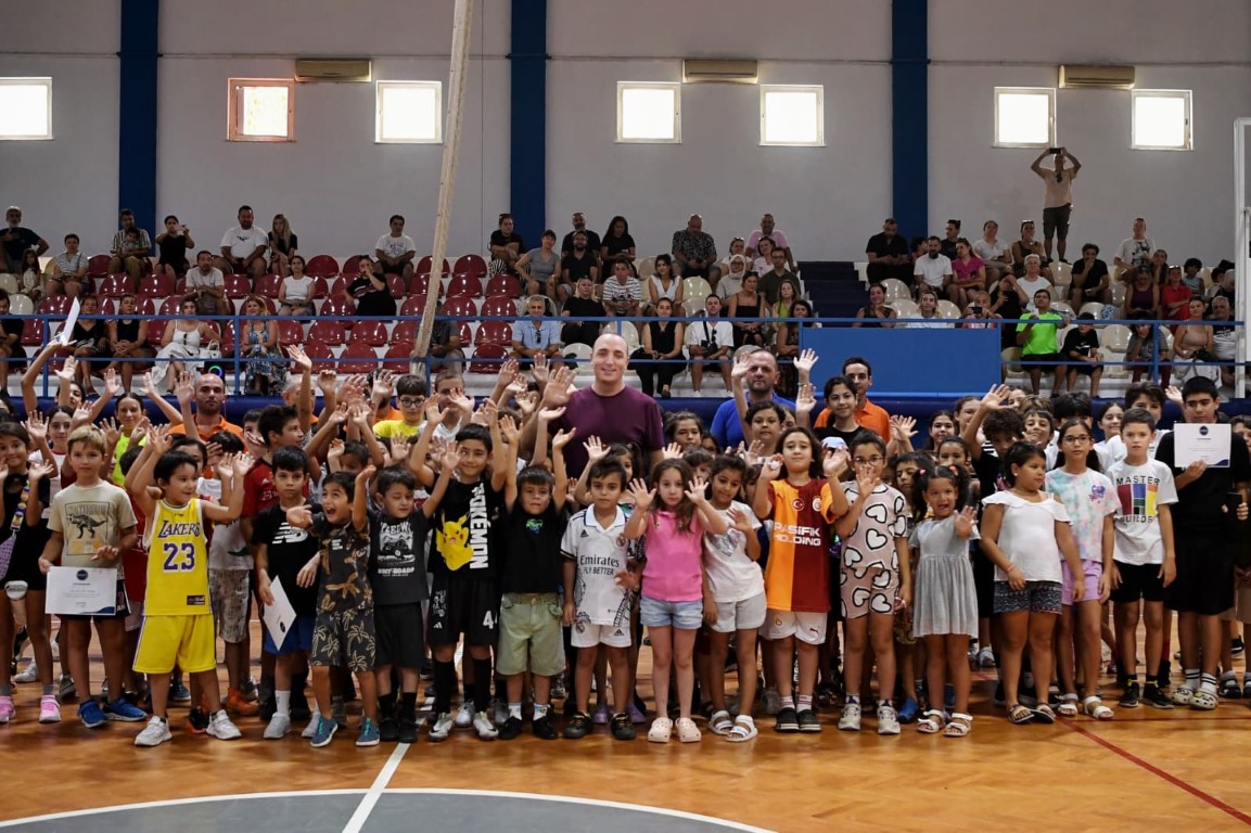 Konyaaltı’nda yaz spor kurslarına 1.225 kişi katıldı