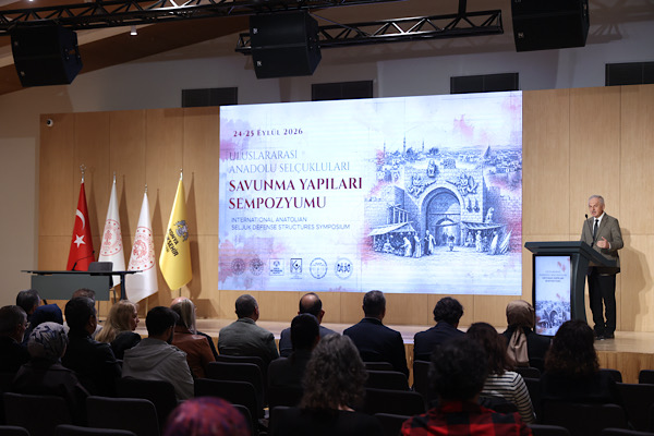 Konya’da Anadolu Selçukluları Savunma Yapıları Sempozyumu başladı Konya’da Anadolu Selçukluları Savunma Yapıları Sempozyumu başladı
