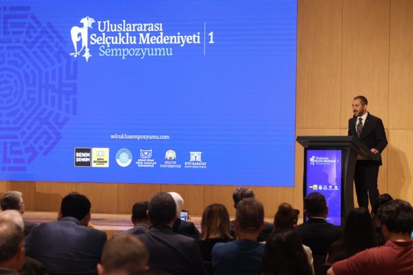 Konya’da Uluslararası Selçuklu Medeniyeti Sempozyumu başladı Konya’da Uluslararası Selçuklu Medeniyeti Sempozyumu başladı