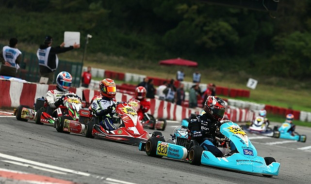 Körfez Karting Sezon Finali'ne Ev Sahipliği Yaptı Körfez Karting Sezon Finali'ne Ev Sahipliği Yaptı