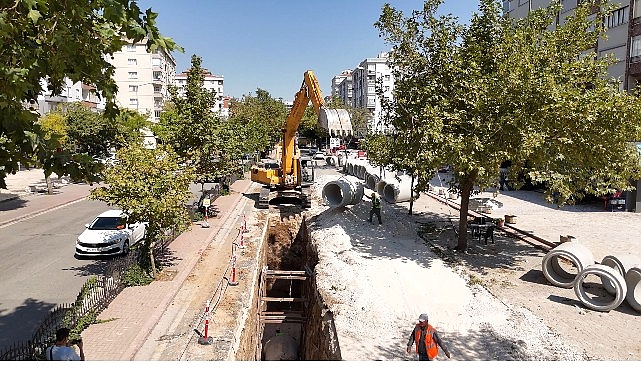KOSKİ, Rauf Denktaş Caddesi'nde Altyapıyı Güçlendiriyor KOSKİ, Rauf Denktaş Caddesi'nde Altyapıyı Güçlendiriyor