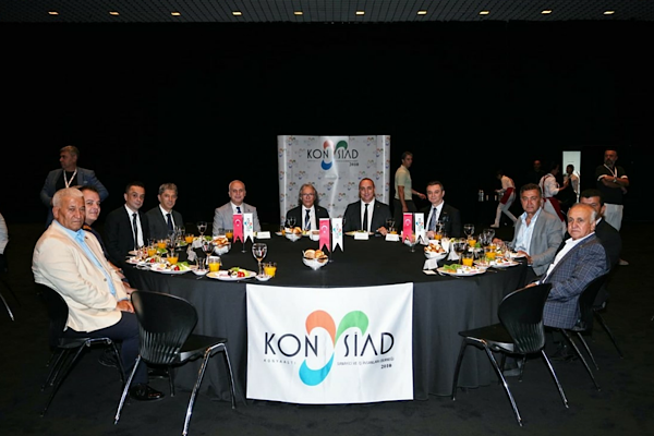 Kotan: Konyaaltı’na yeni pazar yeri, restoran ve kurs merkezi geliyor Kotan: Konyaaltı’na yeni pazar yeri, restoran ve kurs merkezi geliyor