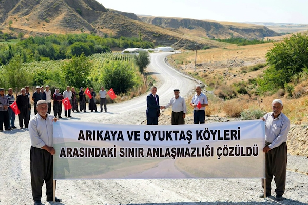 Kozluk’ta iki köy arasındaki sınır anlaşmazlığı çözüldü Kozluk’ta iki köy arasındaki sınır anlaşmazlığı çözüldü