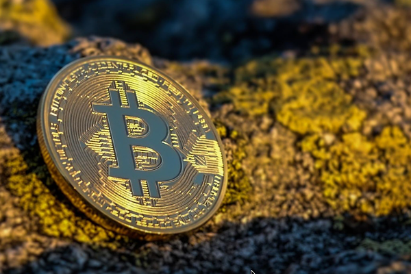 Kripto para piyasasında Bitcoin yükseldi, BNB ve XRP geriledi Kripto para piyasasında Bitcoin yükseldi, BNB ve XRP geriledi