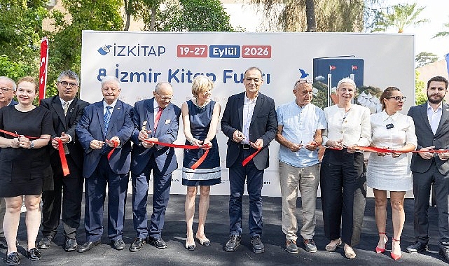 Kültürpark'ta edebiyat şöleni başladı Kültürpark'ta edebiyat şöleni başladı