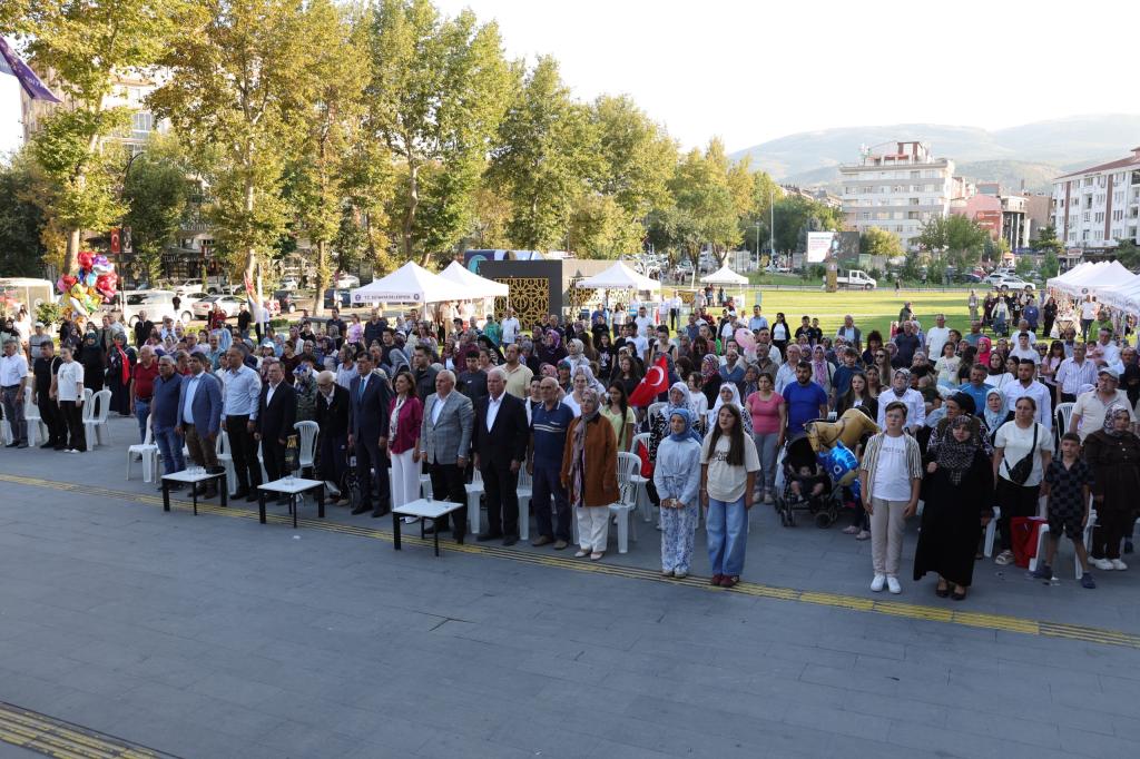 Kütahya'da Toplu Sünnet Töreni gerçekleştirildi Kütahya'da Toplu Sünnet Töreni gerçekleştirildi