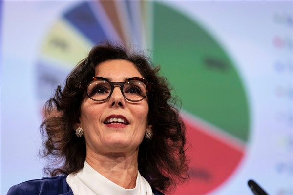Lahbib: WorldPride ilk kez Amsterdam’da düzenleniyor Lahbib: WorldPride ilk kez Amsterdam’da düzenleniyor