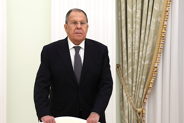 Lavrov: Rusya, Batı'nın deniz korsanlığına misilleme yapacak Lavrov: Rusya, Batı'nın deniz korsanlığına misilleme yapacak