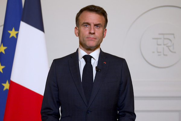 Macron: Birleştirici bir yarış, Fransız gururunun kaynağı Macron: Birleştirici bir yarış, Fransız gururunun kaynağı