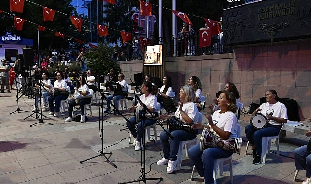 Malkara'da 30 Ağustos Zafer Bayramı Fener Alayı Coşkuyla Gerçekleştirildi