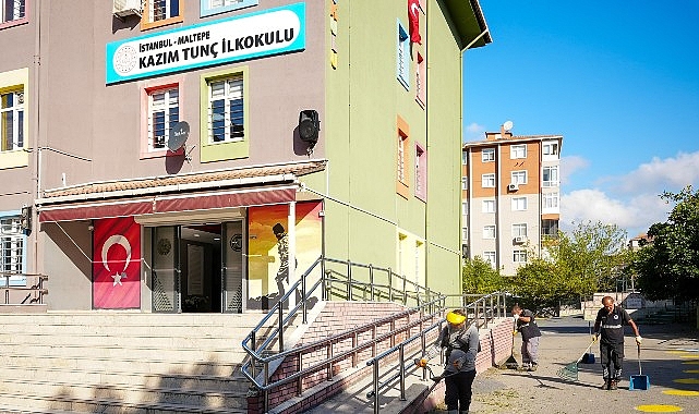 Maltepe Belediyesi okulları yeni döneme hazırlandı Maltepe Belediyesi okulları yeni döneme hazırlandı