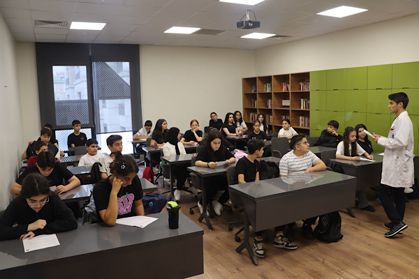 Maltepe’de 190 öğrenciye ücretsiz LGS hazırlık desteği veriliyor Maltepe’de 190 öğrenciye ücretsiz LGS hazırlık desteği veriliyor