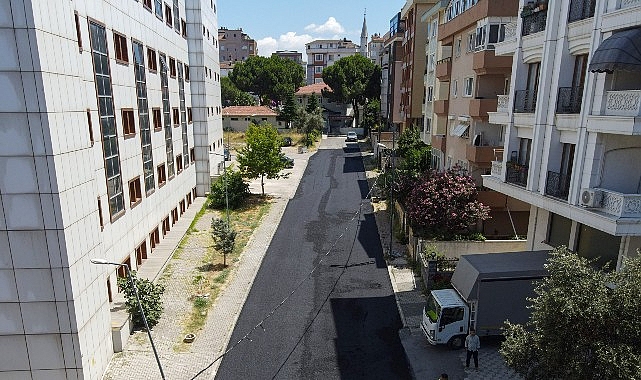 Maltepe'de asfalt serim çalışmaları sürüyor Maltepe'de asfalt serim çalışmaları sürüyor