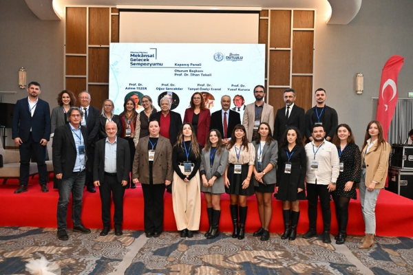 Manisa'da Mekânsal Gelecek Sempozyumu düzenlendi Manisa'da Mekânsal Gelecek Sempozyumu düzenlendi