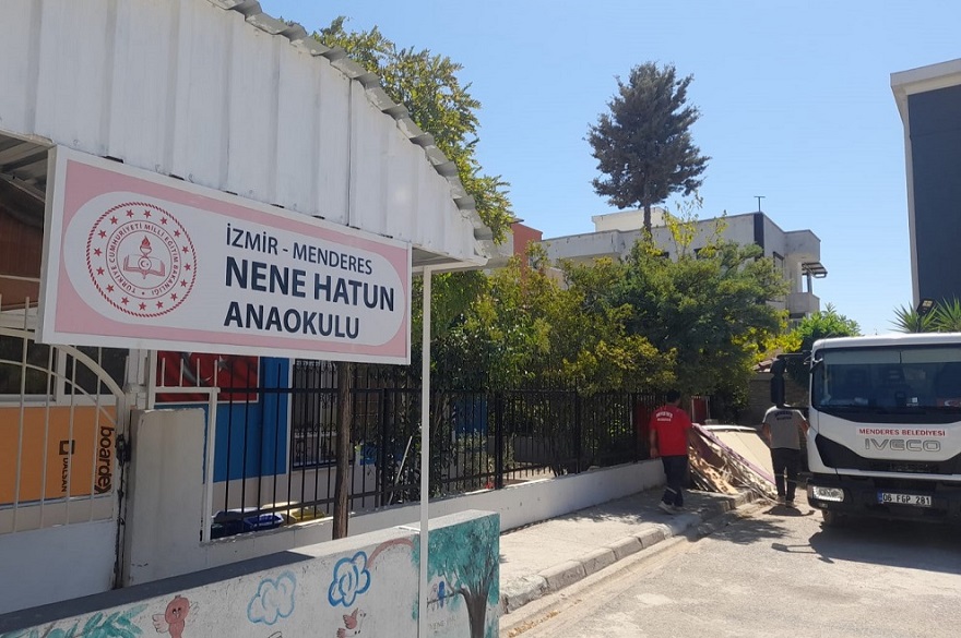 Menderes’te okullar yeni eğitim dönemine hazırlanıyor Menderes’te okullar yeni eğitim dönemine hazırlanıyor