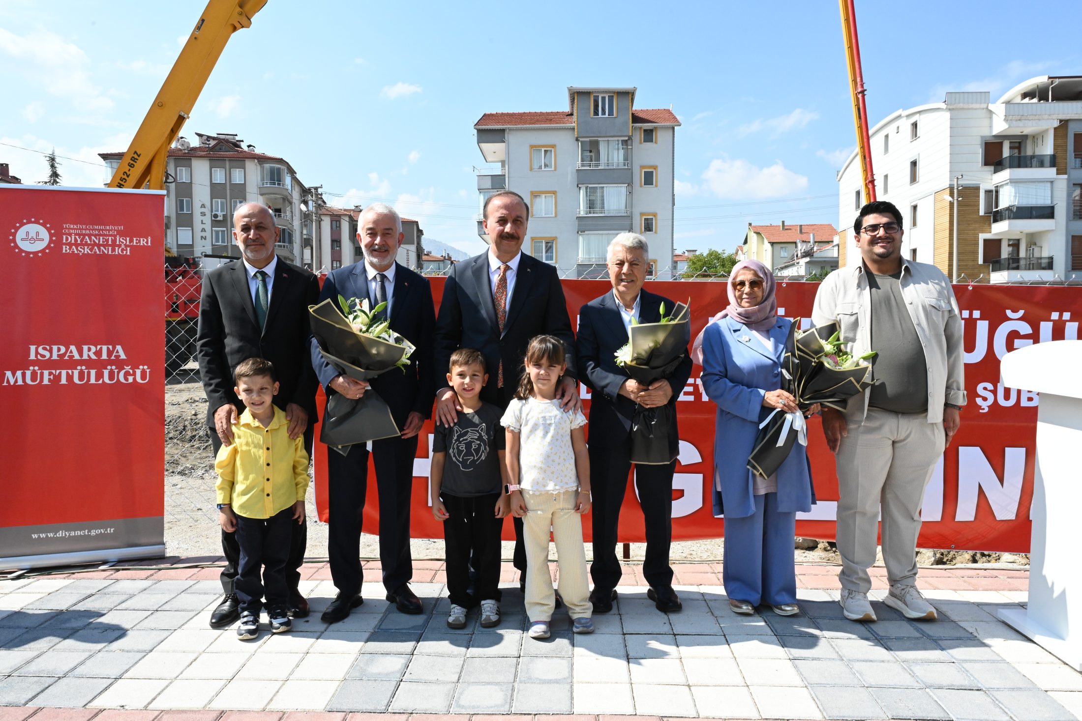 Merve-İbrahim Çelik 4-6 Yaş Kur’an Kursunun temeli atıldı Merve-İbrahim Çelik 4-6 Yaş Kur’an Kursunun temeli atıldı