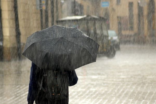 Meteoroloji’den iki bölge için kuvvetli yağış uyarısı Meteoroloji’den iki bölge için kuvvetli yağış uyarısı