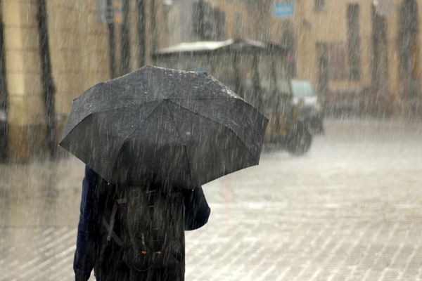 Meteoroloji’den Kars, Tekirdağ, Kırklareli ve İstanbul için kuvvetli yağış uyarısı Meteoroloji’den Kars, Tekirdağ, Kırklareli ve İstanbul için kuvvetli yağış uyarısı