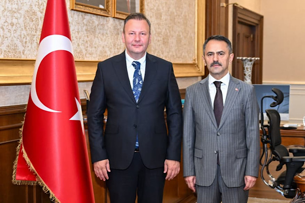 MHP Kocaeli İl Başkanı Emengen’den Vali Aktaş’a ziyaret MHP Kocaeli İl Başkanı Emengen’den Vali Aktaş’a ziyaret