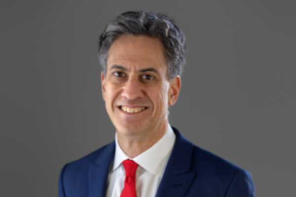 Miliband: İsrail'in E1 yerleşim projesi kabul edilemez ve yıkıcıdır Miliband: İsrail'in E1 yerleşim projesi kabul edilemez ve yıkıcıdır