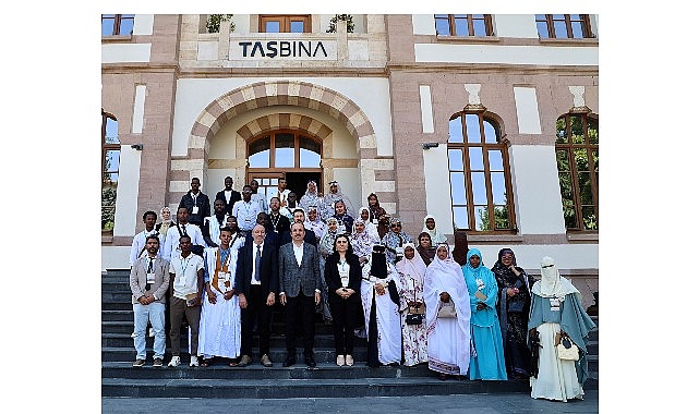 Moritanya Nuakşot Üniversitesi Türk Dili ve Edebiyatı Öğrencileri Başkan Altay'ı Ziyaret Etti Moritanya Nuakşot Üniversitesi Türk Dili ve Edebiyatı Öğrencileri Başkan Altay'ı Ziyaret Etti