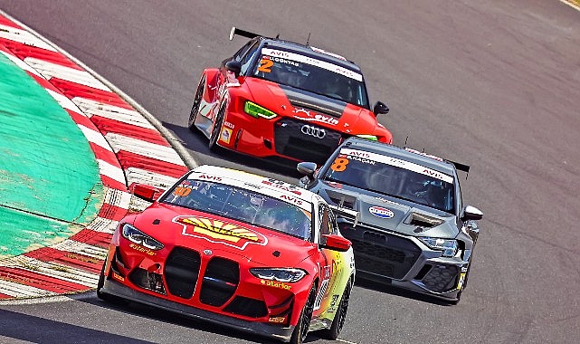 Motorsporları Tutkunları TOSFED İstanbul Park'ta Buluşuyor Motorsporları Tutkunları TOSFED İstanbul Park'ta Buluşuyor