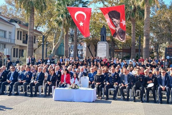 Mudanya Mütarekesi’nin 104. yıl dönümü törenle anıldı Mudanya Mütarekesi’nin 104. yıl dönümü törenle anıldı