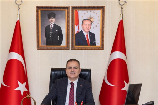 Muğla Valisi Akbıyık, Seydikemer'deki yangın çalışmalarını yerinde takip etti