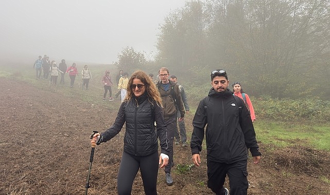 Mysia Yolları'nda Cumhuriyet Bayramı yürüyüşü