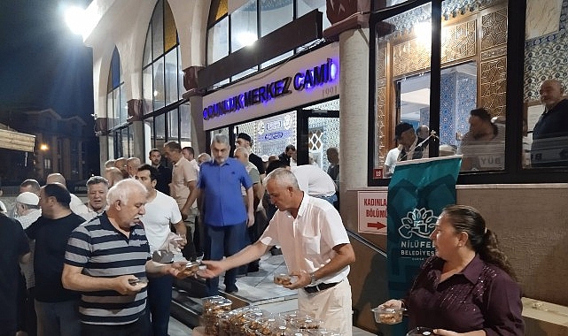 Nilüfer Belediyesi'den kandil simidi ikramı Nilüfer Belediyesi'den kandil simidi ikramı