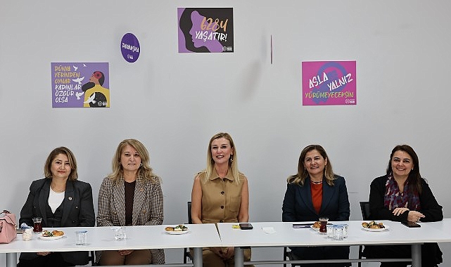 Nilüfer'in kadın muhtarları buluştu Nilüfer'in kadın muhtarları buluştu