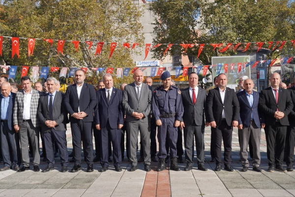 Orhangazi’de Muhtarlar Günü törenle kutlandı Orhangazi’de Muhtarlar Günü törenle kutlandı
