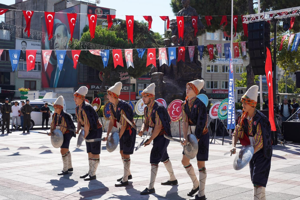 Orhangazi’nin kurtuluşunun 104. yıl dönümü kutlandı Orhangazi’nin kurtuluşunun 104. yıl dönümü kutlandı
