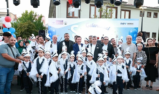 Osmangazi Belediyesi'nden 200 Çocuğa Sünnet Şöleni Osmangazi Belediyesi'nden 200 Çocuğa Sünnet Şöleni