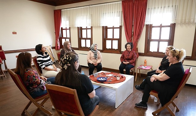 Osmangazi'de Kadınlar Paylaşarak İyileşti Osmangazi'de Kadınlar Paylaşarak İyileşti