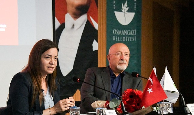 Osmangazi'de Yapay Zekaya Felsefi Bakış Osmangazi'de Yapay Zekaya Felsefi Bakış