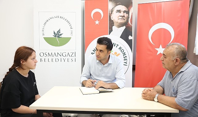 Osmangazi'den Öğrencilere Ücretsiz Tercih Desteği Osmangazi'den Öğrencilere Ücretsiz Tercih Desteği