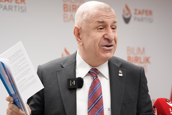 Özdağ: PKK Af yasası daha başlangıç Özdağ: PKK Af yasası daha başlangıç