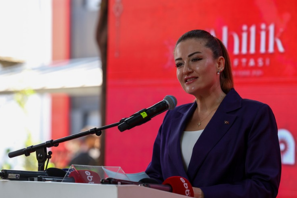 Özdemir: Ahilik geleneği modern ticaretin temelinde yer alıyor Özdemir: Ahilik geleneği modern ticaretin temelinde yer alıyor