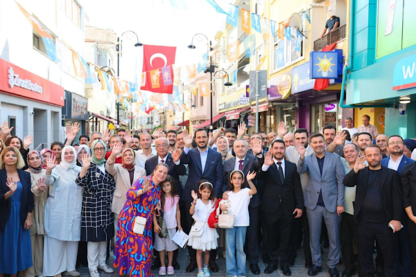 Özdemir: Partimize katılımlar Türkiye’nin büyümesine vesile olacak Özdemir: Partimize katılımlar Türkiye’nin büyümesine vesile olacak