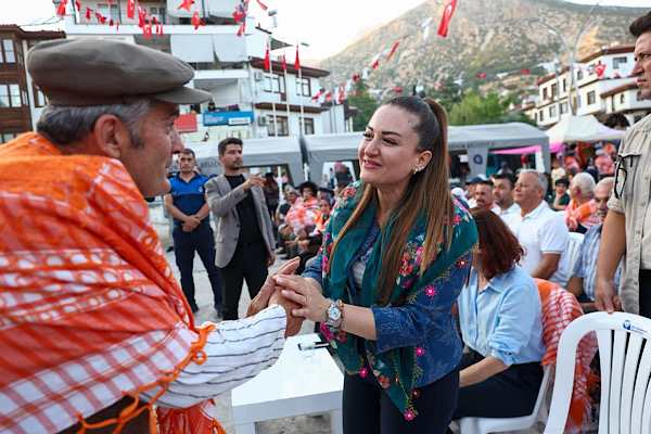 Özdemir: Yörük kültürü bu toprakların en güçlü değerlerinden biri Özdemir: Yörük kültürü bu toprakların en güçlü değerlerinden biri