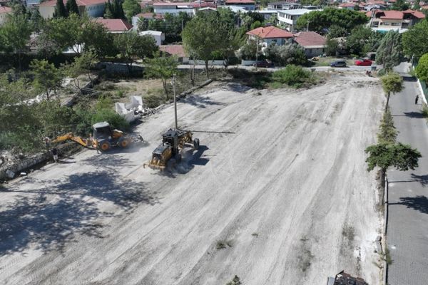 Pamukkale’de iki projede ilk kazma vuruldu Pamukkale’de iki projede ilk kazma vuruldu