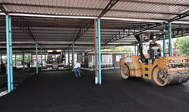 Perşembe Pazarı Yenileniyor, Manisa'ya 500 Araçlık Yeni Otopark Geliyor Perşembe Pazarı Yenileniyor, Manisa'ya 500 Araçlık Yeni Otopark Geliyor