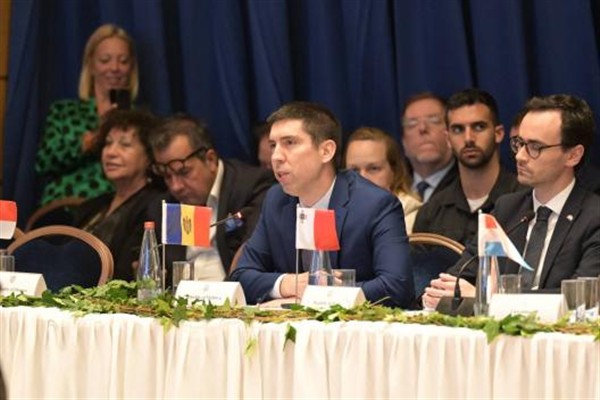 Popșoi’den Litvanya’ya Avrupa Birliği desteği mesajı Popșoi’den Litvanya’ya Avrupa Birliği desteği mesajı