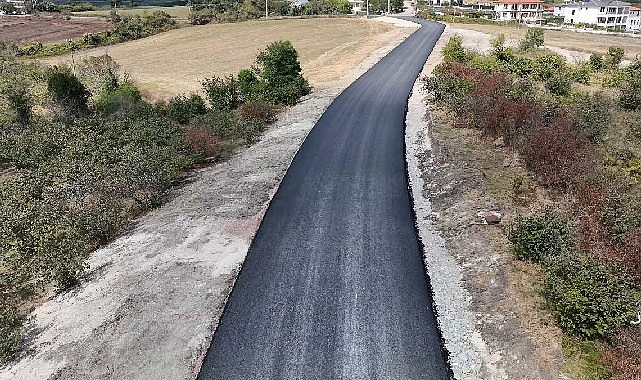 Potlar yolu yenilendi, Kandıra'da ulaşım rahatladı Potlar yolu yenilendi, Kandıra'da ulaşım rahatladı