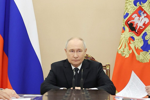 Putin, mevkidaşı Sırbistan Devlet Başkanı Aleksandar Vucic ile görüştü Putin, mevkidaşı Sırbistan Devlet Başkanı Aleksandar Vucic ile görüştü