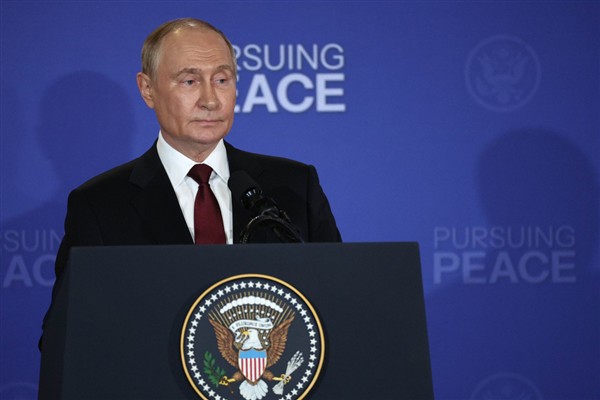 Putin: Rusya gemilerine el konulması korsanlıktır Putin: Rusya gemilerine el konulması korsanlıktır