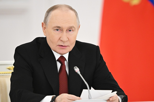 Putin, Rusya’da yeni yatırım döngüsünü öncelik olarak belirledi Putin, Rusya’da yeni yatırım döngüsünü öncelik olarak belirledi