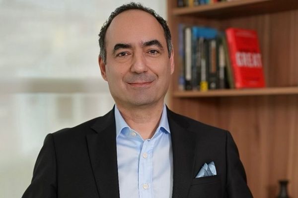 Redington, AI Exchange ile şirketleri tek platformda yapay zekâ çözümleriyle buluşturuyor Redington, AI Exchange ile şirketleri tek platformda yapay zekâ çözümleriyle buluşturuyor