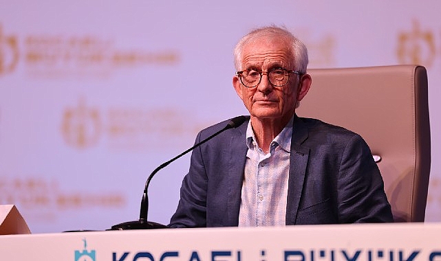 Roger Crowley: “Anlatılan her şey DNA'nıza işler"